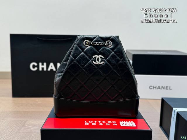 全套飞机盒包装 Chanel 香奈儿 新品流浪 神仙水桶包 专柜一包难求 真是绝美呀 超显大气小巧实用 超级百搭必备单品 尺寸21 21