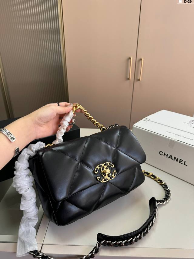 Chanel香奈儿19Bag 性价比做到最优 皮料再次升级质感高级 D-29尺寸25.7.16折叠盒飞机盒