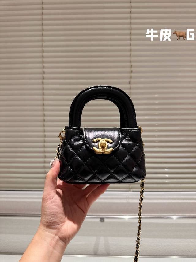 头层皮 Mini Chanel24K新款｜本季度的“最眼包” Chanel 香奈儿 Mini Kelly链条包 小羊皮 也是很耐用哒，经典百搭耐看~ 尺寸14