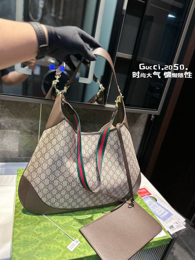 新款gucci B真的长在了我的心头上巨美巨能装 尺寸49.32Cm