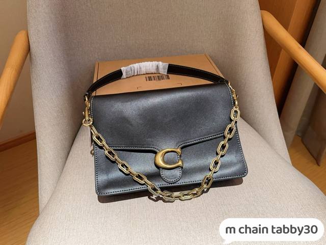 蔻驰coach 新品chain Tabby30酒神包 尺寸30×21×8 礼盒包装