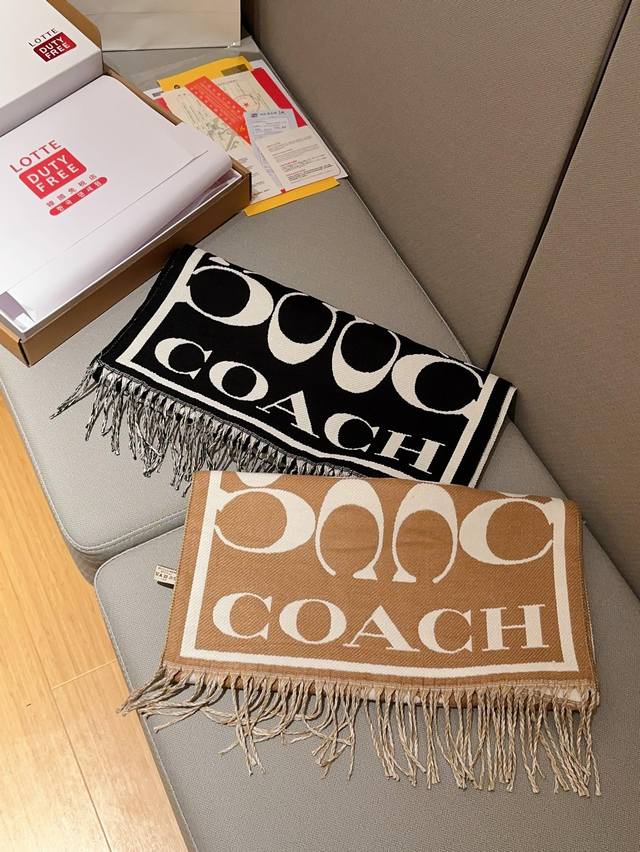 蔻驰coach 秋冬羊绒围巾 尺寸43×1 礼盒包装手提袋