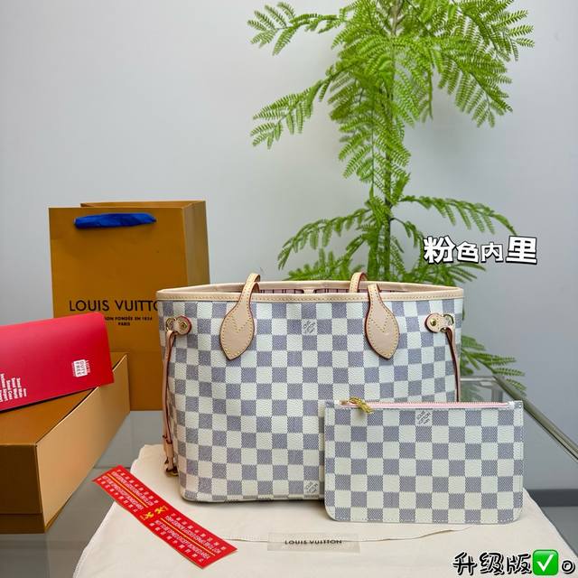 折叠盒 Size：28.21Cm Lvneverfull 小号购物袋！ 经典到无可复制！ 最最最经典畅销颜色！ 大家拿到后可以感受下！