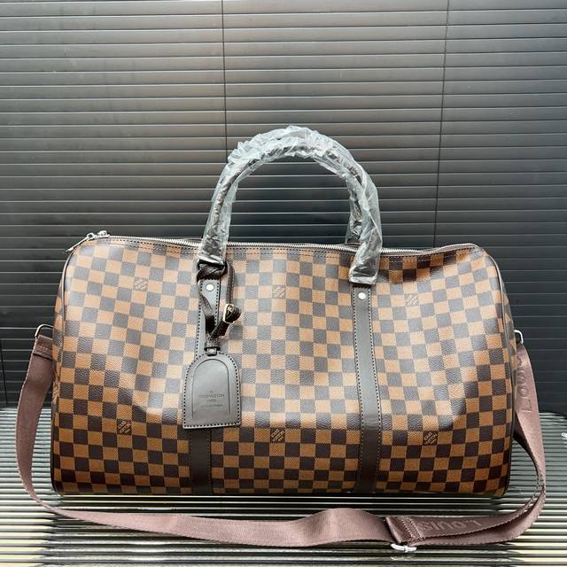 Louisvuitton 路易威登 Keepall旅行袋 手提包袋 机场包 采用精湛镶嵌细工，实物拍摄 原厂原版面料 配送 防尘袋 50 X 28 Cm。