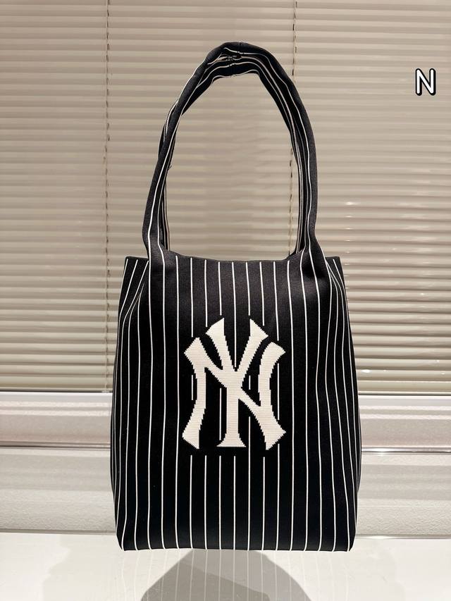 Size：35*30Cm Mlb Tote 托特 新品！新品！新品！ 是不是你的菜