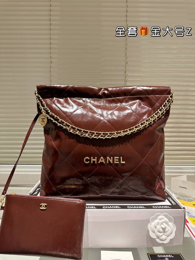 全套包装 Size：36*36Cm 大 Chanel 22Bag 更酷哦！ 油蜡皮很耐造 高级感拉满 搜索 香奈儿垃圾袋