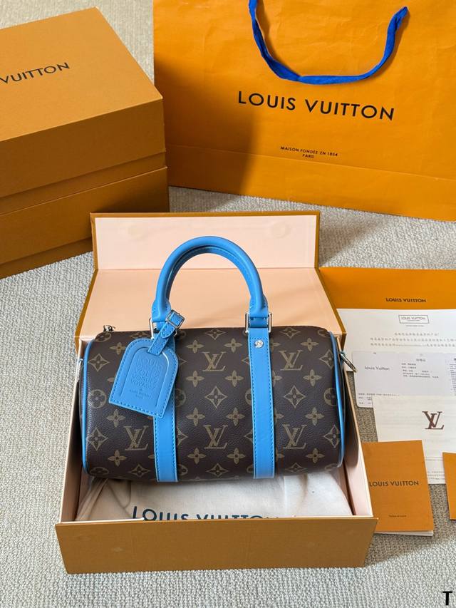 Lv Keepall Bandouliere 25旅行袋 超酷中lv Keepall老花旅行袋 Lvkeepall 出差旅行最常用的一只包 这是超酷的一只包 可