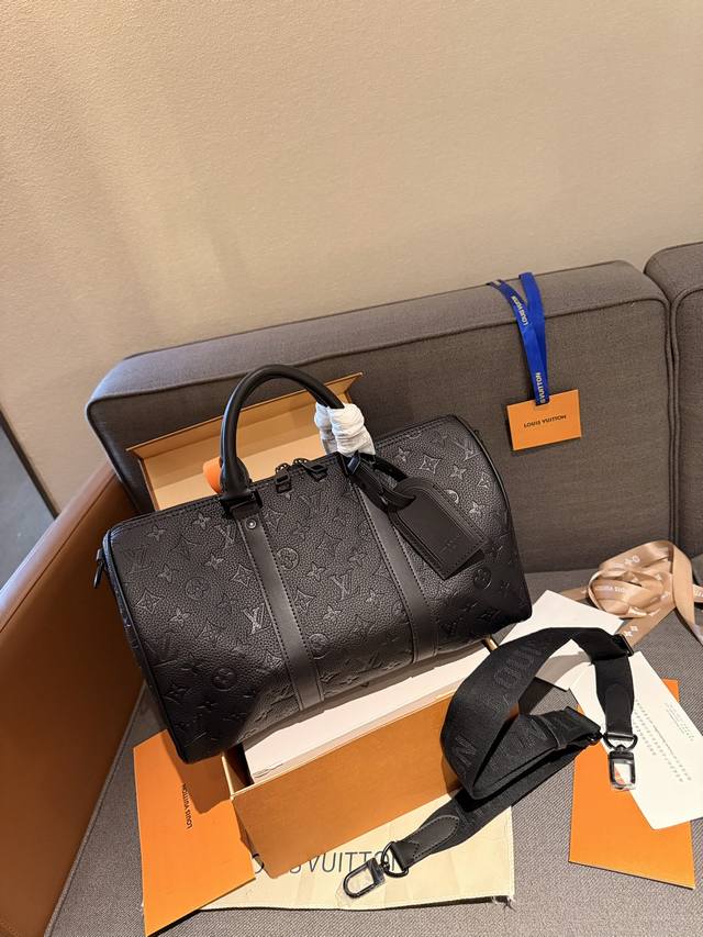 Lv Keepall Bandouliere 旅行袋 超酷中lv Keepall老花旅行袋 Lvkeepall 出差旅行最常用的一只包 这是超酷的一只包 可以做