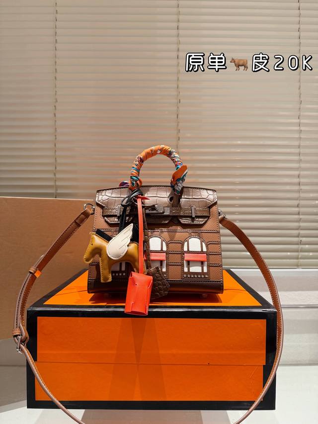 顶级进口头层皮 “Hermès Birkinsellierfaubourg房子包” Hermès独家经典火爆出货 纯皮！里外纯皮！集万千宠爱与一身 爱马仕 Bi