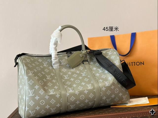 Lv新品旅行袋 男女通用款 大容量 尺寸45Cm 出差出游 不可缺少哦！