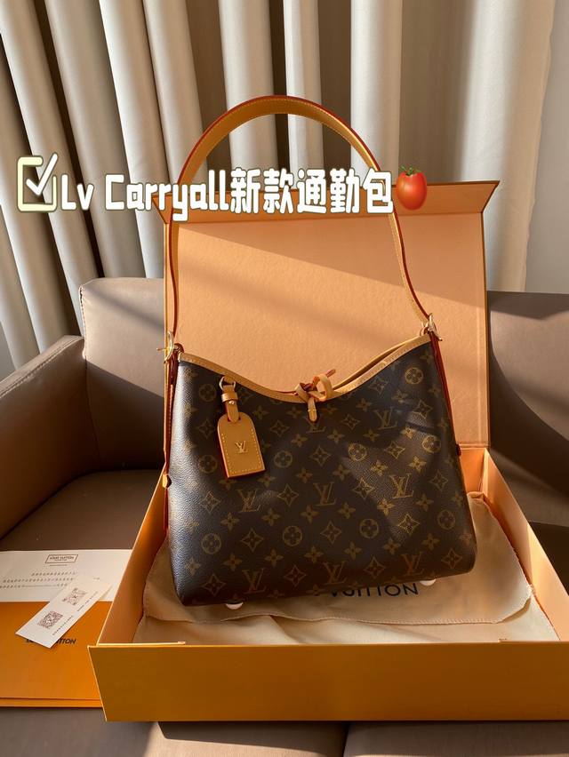 路易威登lv Carryall新款通勤包颜值实用 可斜挎、单肩。容量保证，敞口磁铁吸内扣取放平板小电脑非常方便，是驴家通勤包款颜值担当 尺寸 30*22