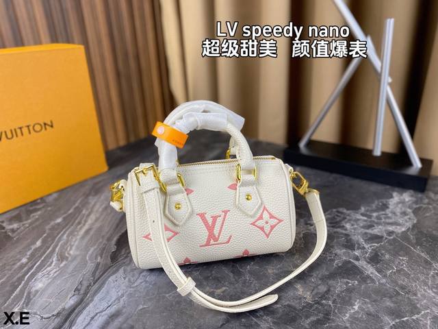 全套包装 Lv Speedy Nano拎着就是又香又奶的精致大小姐 圆鼓鼓胖乎乎 可爱爆炸 草莓牛奶即视感~颜色清新背着很百搭！尺寸：17*10.5