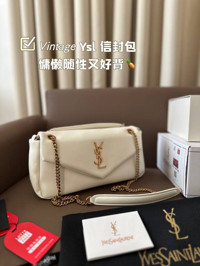 Ysl 信封包 慵懒随性又好背 上身满满的惊喜 高级慵懒又随性 彻底心动的一只 尺寸28*14