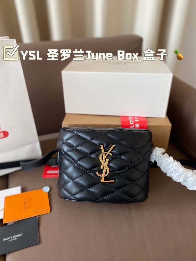 配飞机盒折叠盒子 Ysl 圣罗兰新款june Box 盒子包早成已为明星 网红们最爱这的一只 低调却超显高逼气格质 据说是yslgirt 人必手备 优雅高贵她的