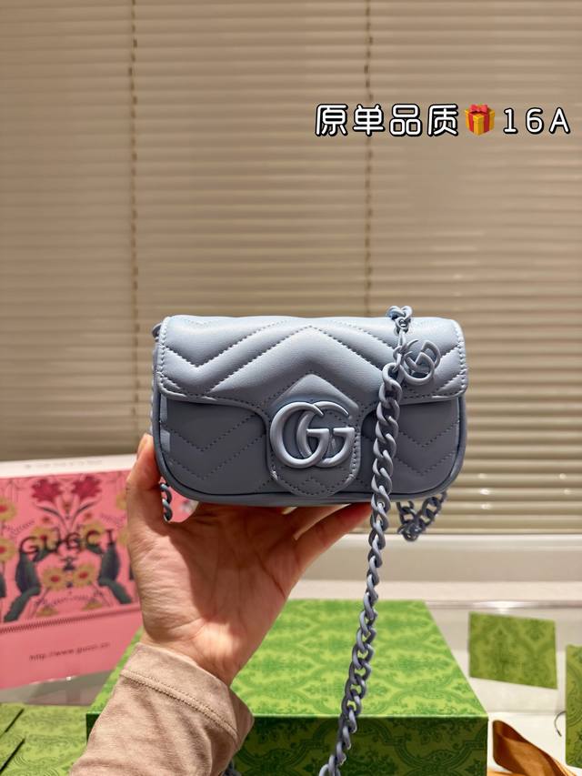 牛皮 飞机盒折叠礼盒 Size：16.5Cm Gucci Marmont 16.5 经典款啦 质量很好 性价比高 牛皮品质