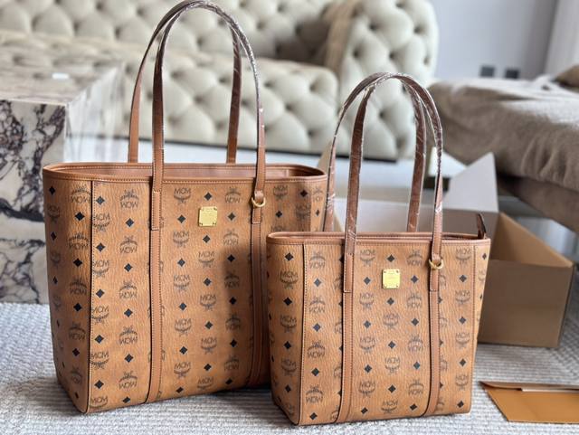 配盒 Size：33*32Cm 26*25Cm Mcm 购物袋 升级版 升级版拉链款shopper 改变后的[它 你是否更爱它了！ 原单！青岛出品！