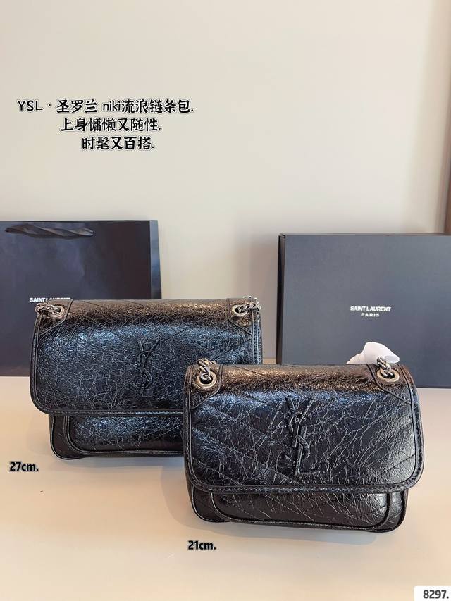 配礼盒. 圣罗兰 Ysl Niki托特包. 百搭经典 精致的一只 真的超级无敌巨可爱 仙气满满 小姐姐日常必入款尺寸：27*9*17 21*7*16Cm