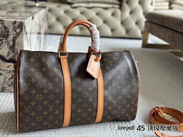 无盒 尺寸：45*27Cm L家 老花旅行包 出！ Keepall 45 旅行袋 有着高颜值的复古文艺气息～ 是不是需要“它”。