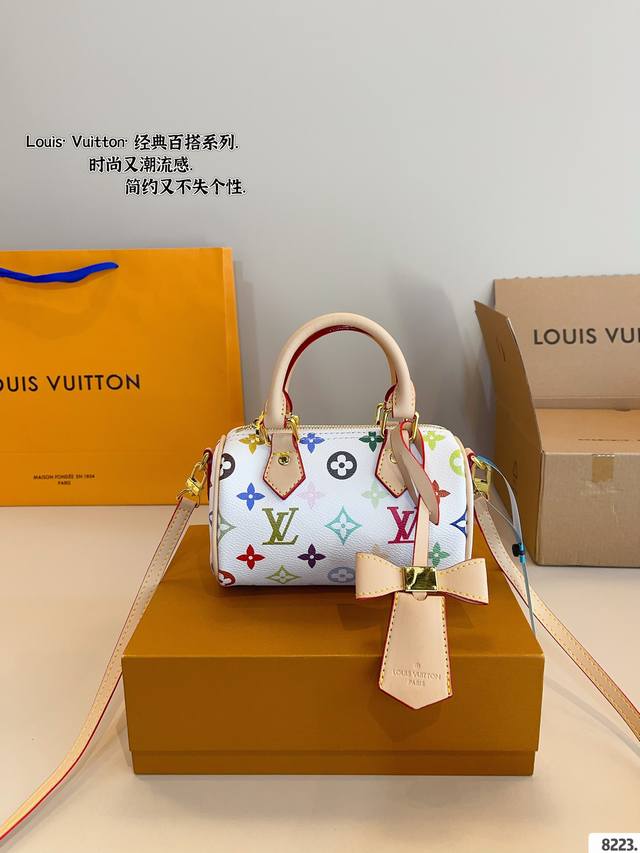 配礼盒. Lv Speedy None 枕头包 这款retiro 手袋以标志性的lv老花面料制成，搭配奢华的变色牛皮饰边，经典永恒。优雅低调的外形设计和宽敞的包