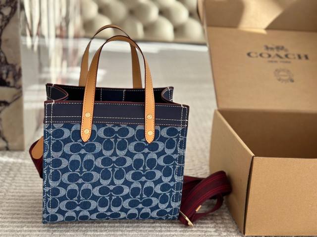 配盒 Size：22*21Cm 小号 这个托特简直就是我的理想型了 C家 Dempsey Tote 颜值超高担当 颜色超可爱超级甜 搜索coach Tote