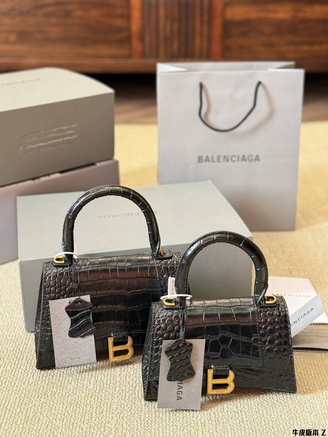 牛皮版本 巴黎世家 Balenciaga 巴黎世家 hourglass xs 沙漏包 斜挎手提包 lisa款 最新走秀款购物袋来啦专柜限量上市 娱乐周刊主推款～