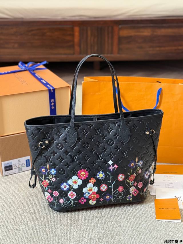 头层牛皮 Lv 牛皮 L家 Neverfull 中号购物袋！入门级的款式哦！绝对的终身款！此物经典不言而喻！街拍和实用都是非常nb的选择！大家拿到后可以感受下，