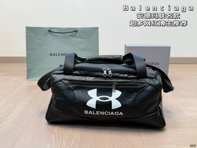 Balenciaga 巴黎世家安德玛联名款 超多网红博主们推荐 包包非常耐用 尺寸38 17