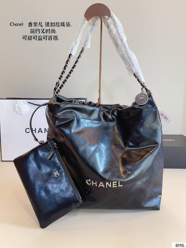 配礼盒 Chanel香奈儿 早春系列 新款 链条垃圾袋购物袋 金币bag 手感超级好 原版五金 超级大牌 以华丽高贵的外形成为当下最炙手可热之作人手必备，明星热