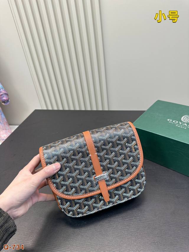 配礼盒 goyard戈雅马鞍包 -新款 goyard logo的大潮今年可是开挂了！每个包的手绘花纹都特别有自己的独特魅力，不管是亮眼的鲜艳色，还是低调的深色系