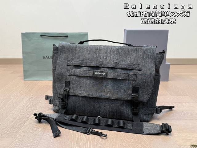 巴黎世家Balenciaga 优雅时尚简单又大方 酷酷的感觉 还带给你带来复古潮流的感觉 尺寸40 30