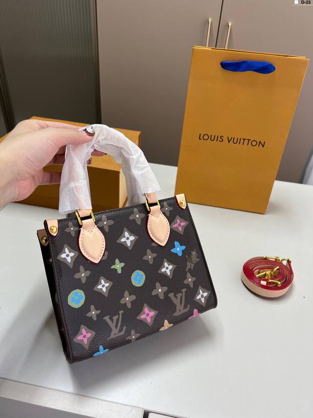 Lv Onthego Bb丛林托特包路易威登Lv 老花 Logo Onthego作为经典款之一，它是有绝对的优势d-23尺寸18×15折叠盒